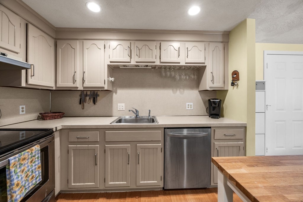 31 Highview Dr #31, Sandwich, MA, 31 Highview Dr #31, Sandwich, MA Photo #6