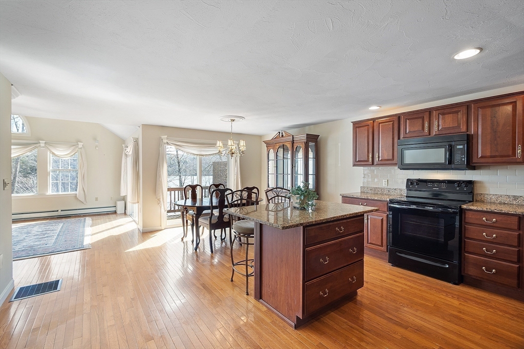 50 Sawmill Pond Rd 50