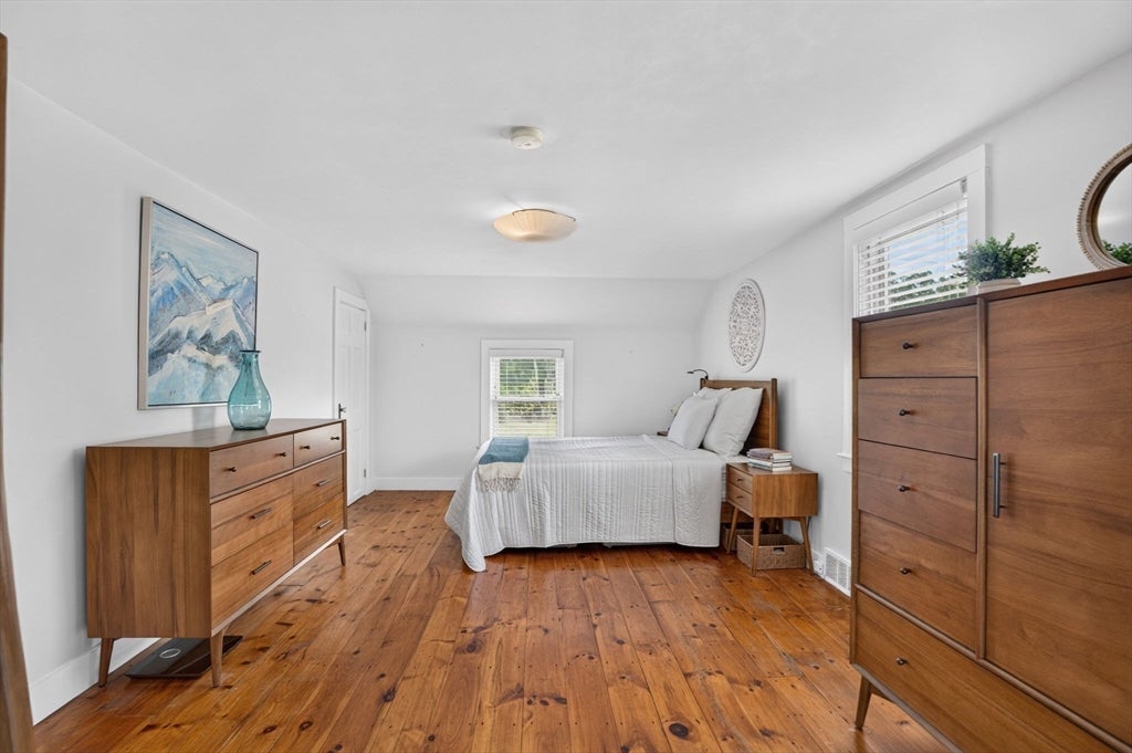 21 Ashland St, Nashua, NH Photo #17
