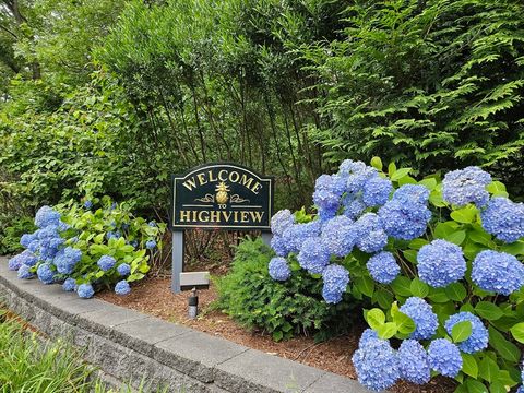 Photo of 17 Highview Dr #17, Sandwich, MA 02563 (MLS # 73431762)