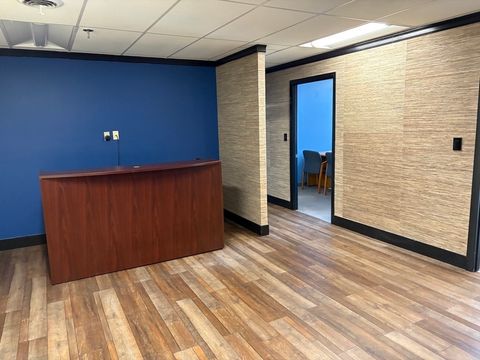 Photo of 35 Highland Cir #306, Needham, MA 02494 (MLS # 73473031)