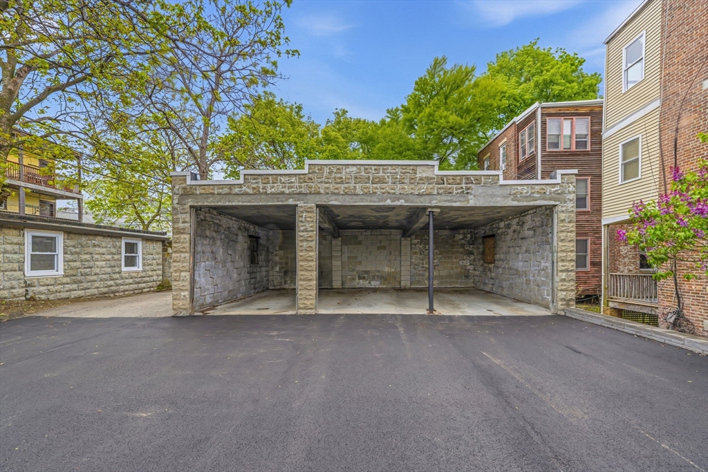 134 Pleasant ST #1, Brookline, MA Photo #30