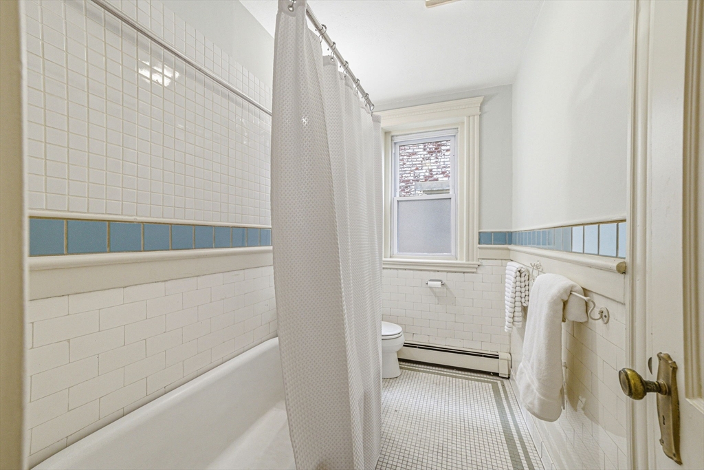 134 Pleasant ST #1, Brookline, MA Photo #21