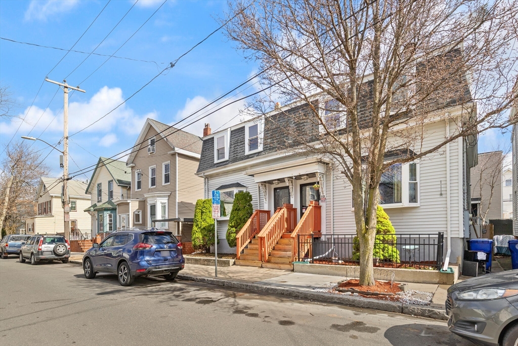 89 Blossom St 89