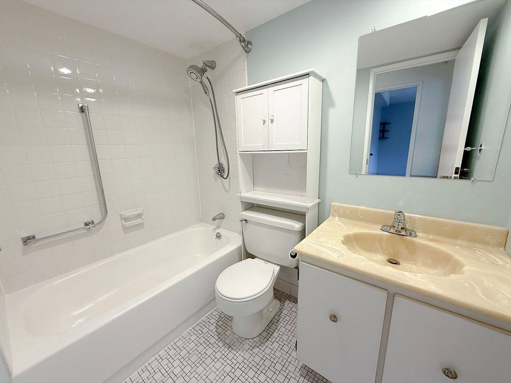 1580 Massachusetts AVE #5G, Cambridge, MA, 1580 Massachusetts AVE #5G, Cambridge, MA Photo #13