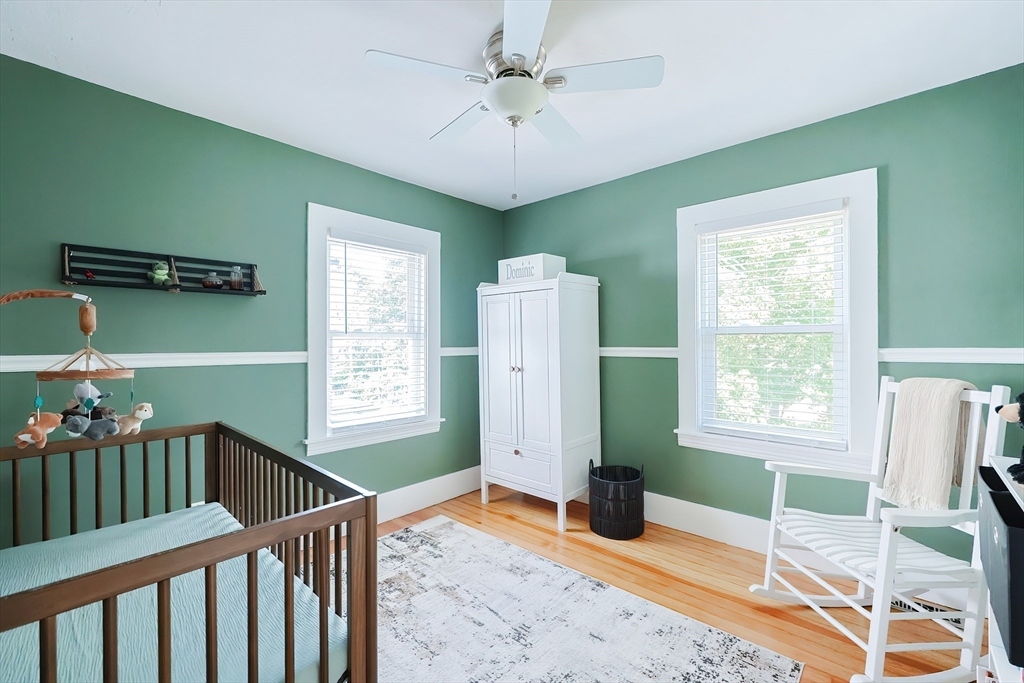 Milford, Massachusetts 01757, United States, 3 Bedrooms Bedrooms, ,1 BathroomBathrooms,Residential,Pending,213889