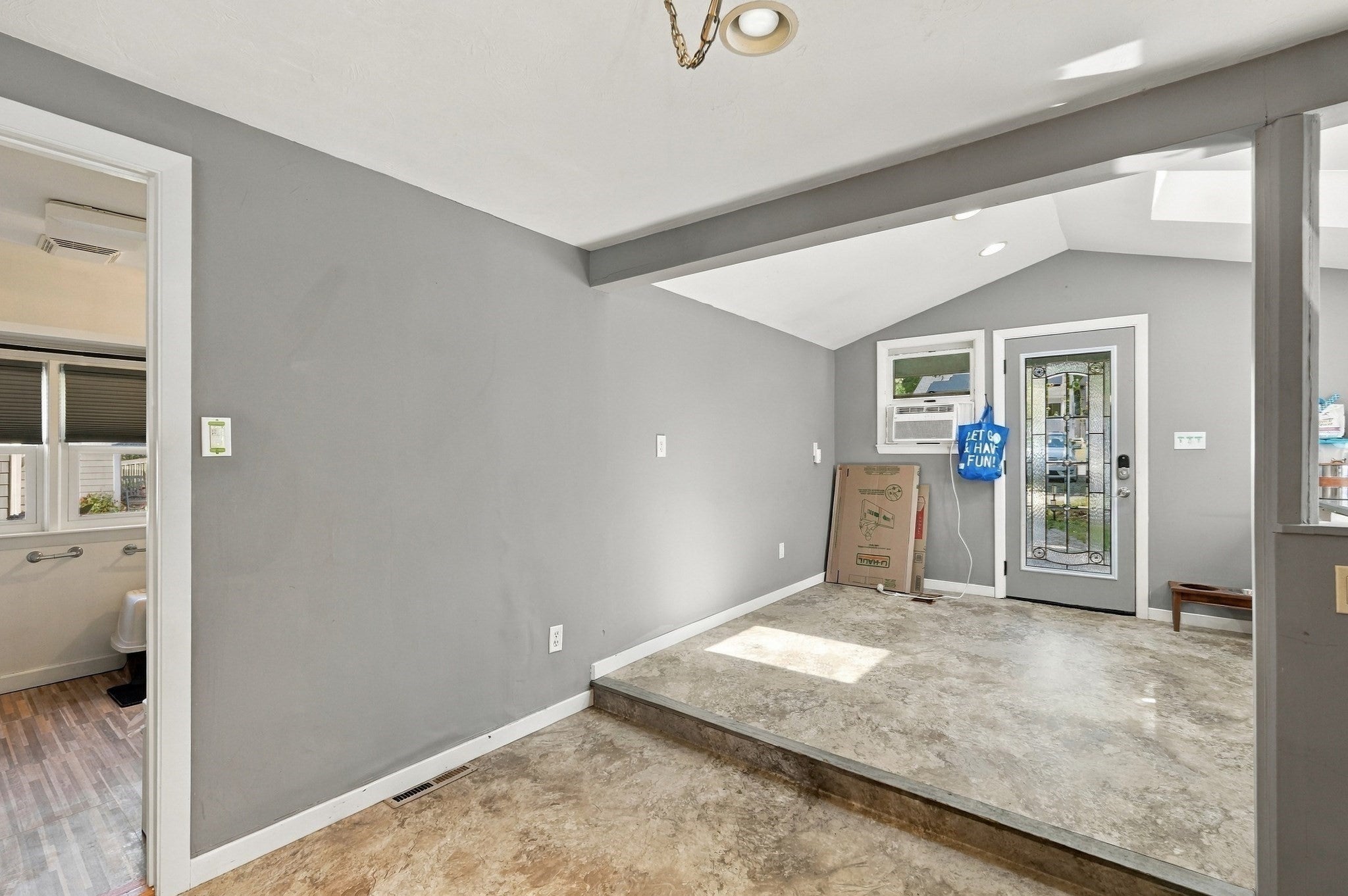 1533 Morton Avenue, New Bedford, MA, 1533 Morton Avenue, New Bedford, MA Photo #23