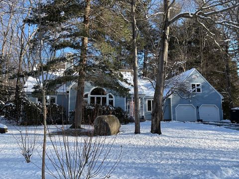 47 Park St Shrewsbury MA 01545