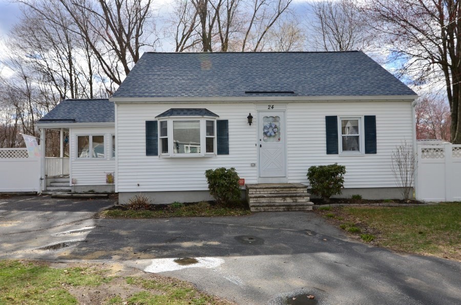 24 Dorothy Ave
