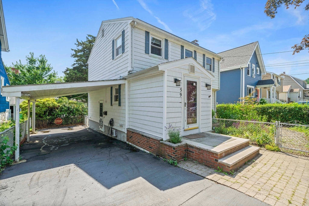 59 Bowman St