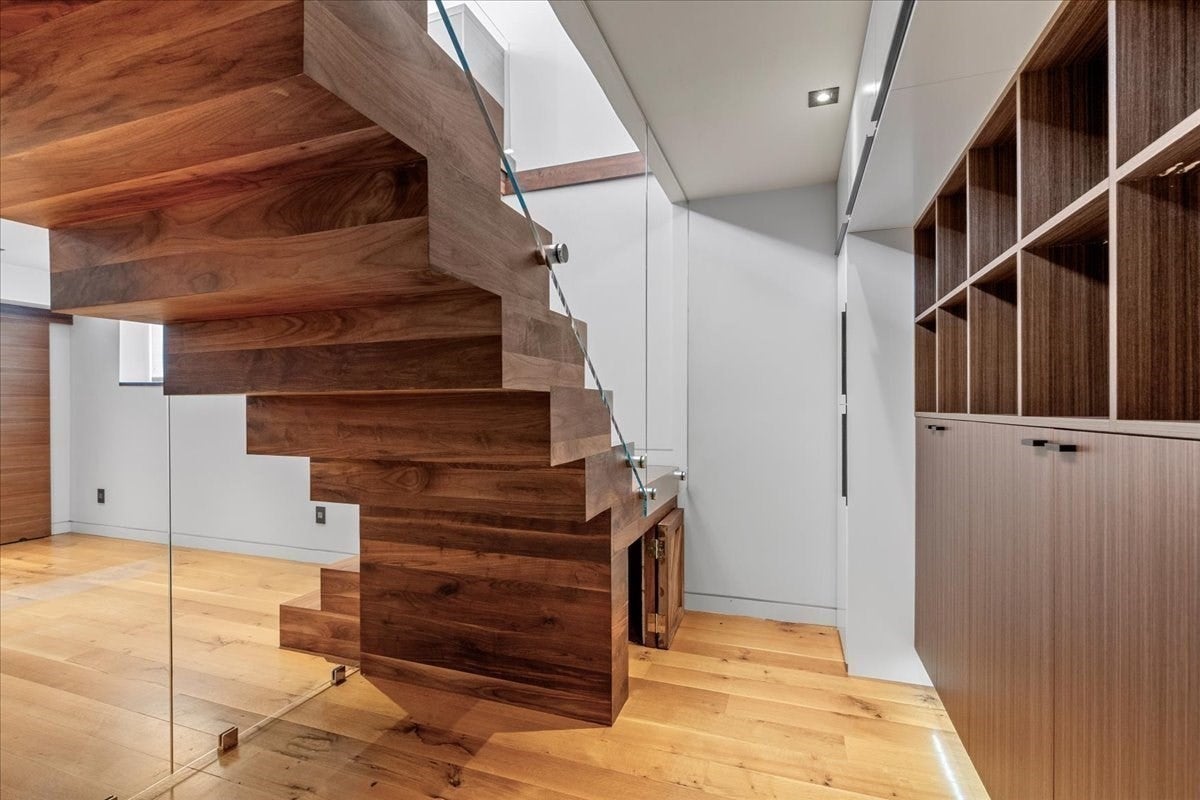201R Savin Hill Avenue, Boston, MA Photo #24