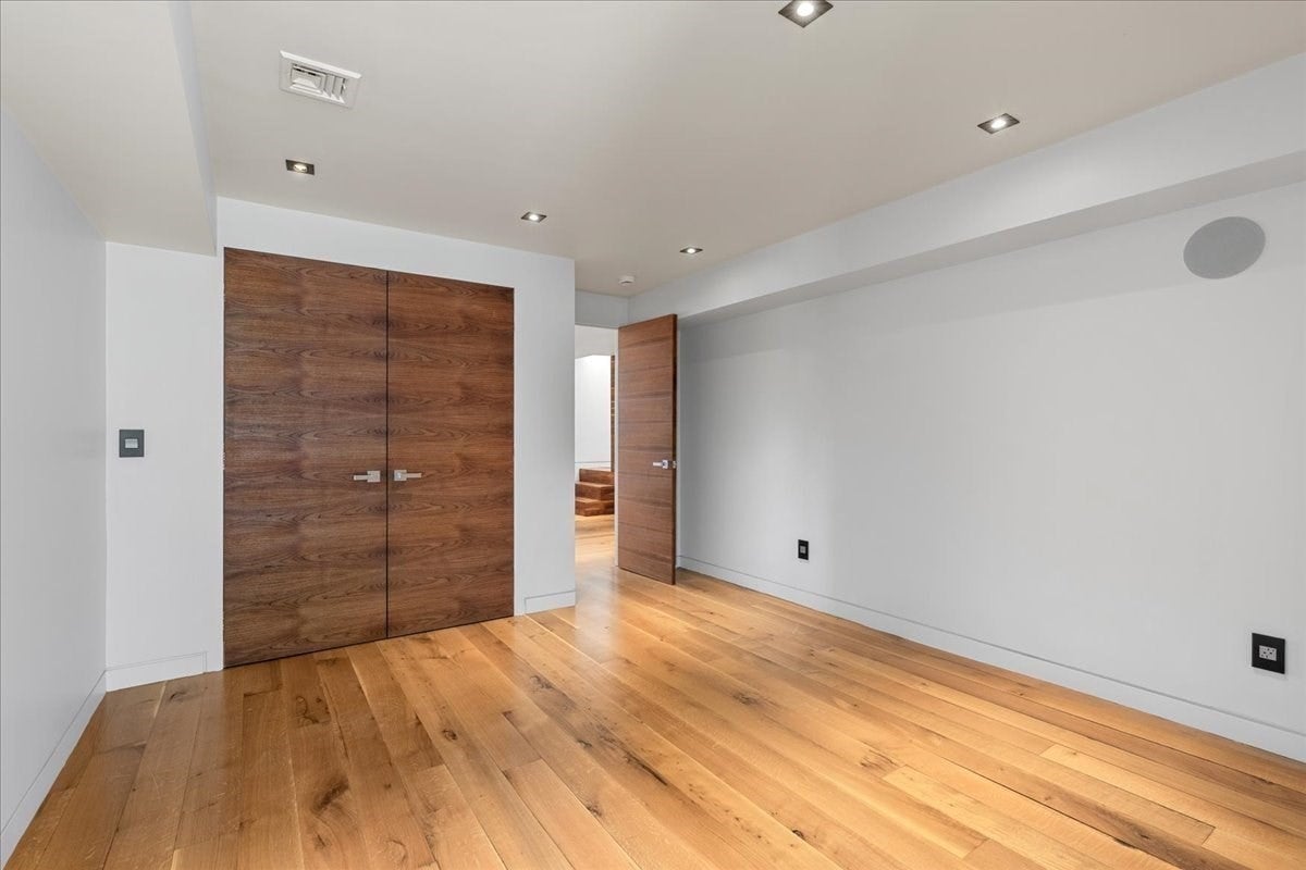 201R Savin Hill Avenue, Boston, MA Photo #27