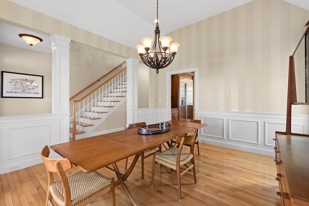8 Ridgeway Cir 8