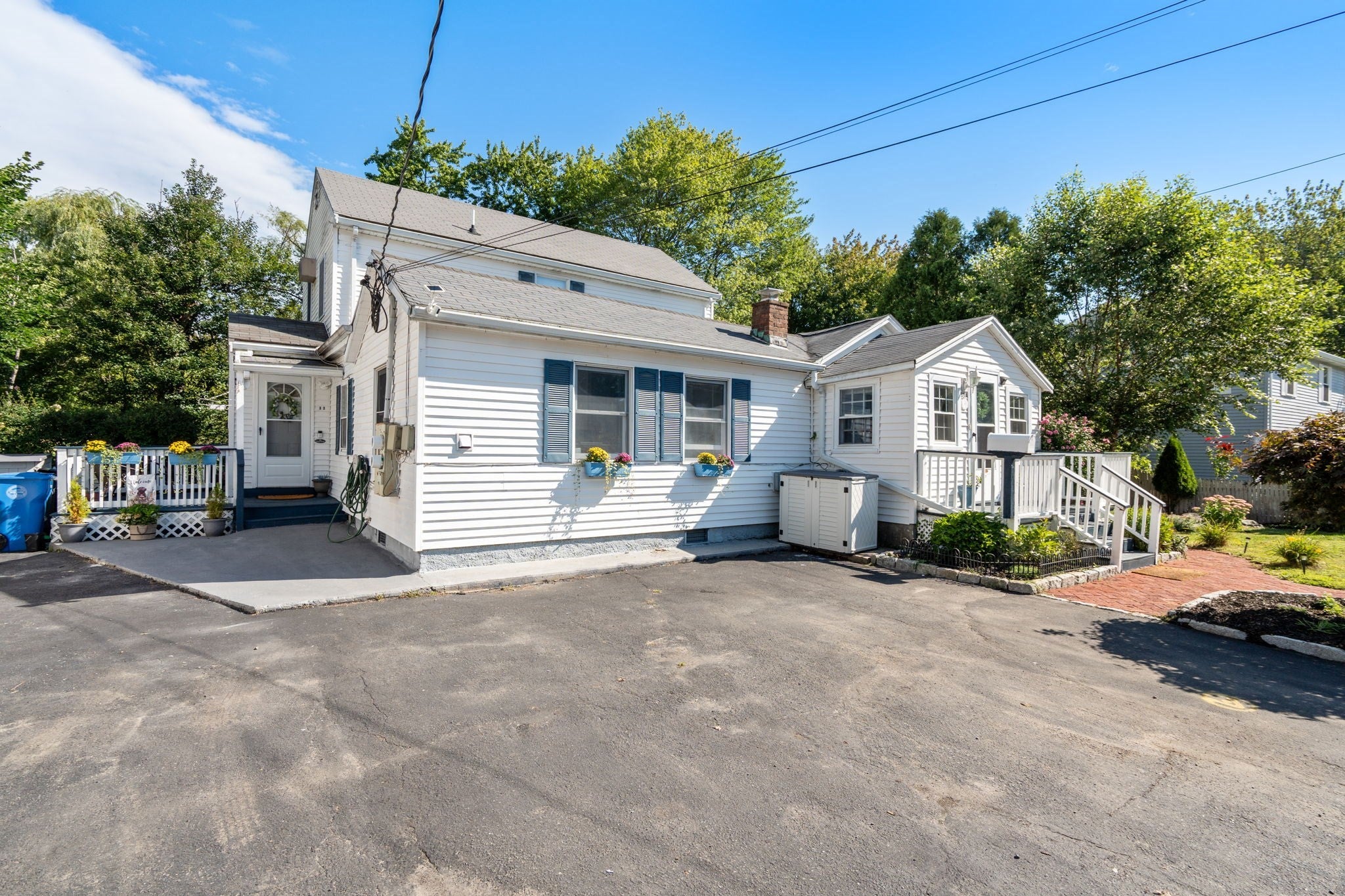 33 Plant Rd, Waltham, MA Photo #37