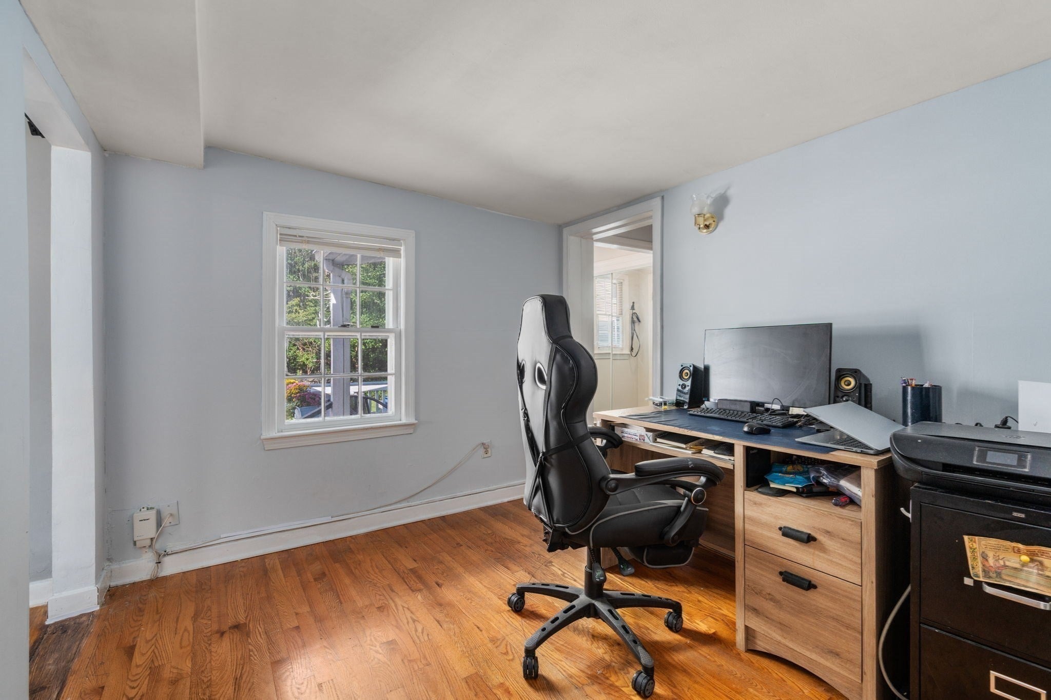 33 Plant Rd, Waltham, MA Photo #9