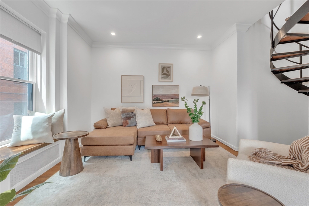 17 Cazenove St 404