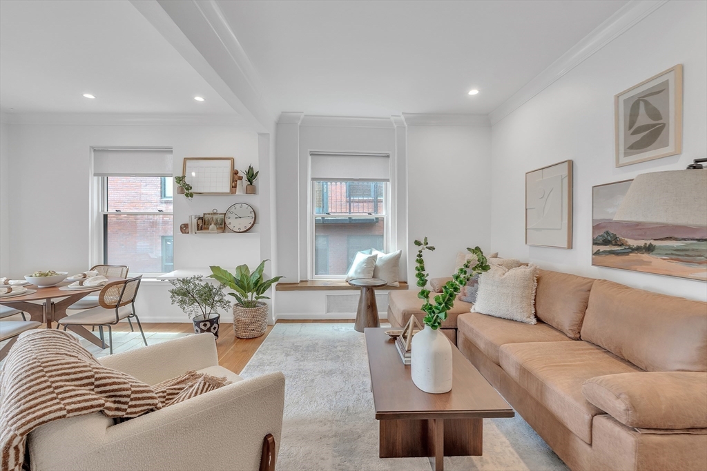 17 Cazenove St 404
