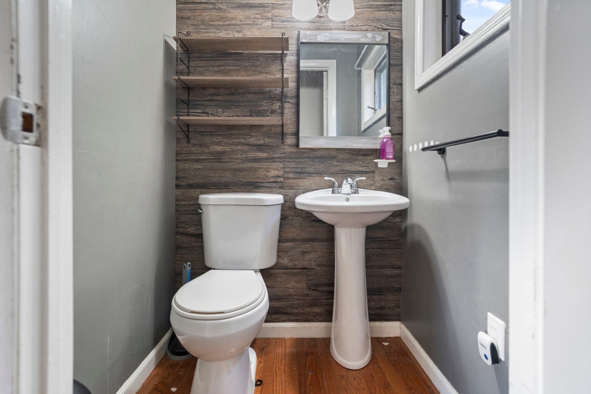 13 Cook St, Holyoke, MA, 13 Cook St, Holyoke, MA Photo #13
