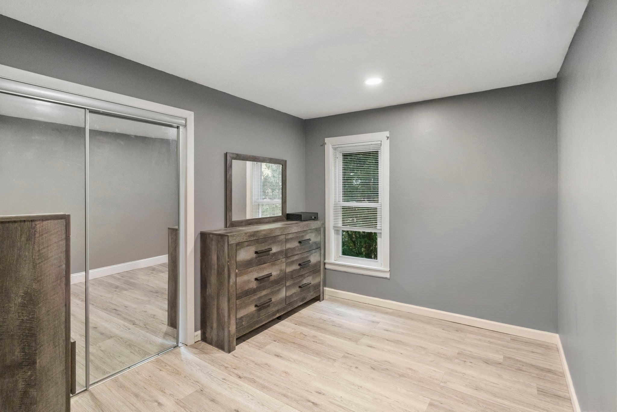 13 Cook St, Holyoke, MA, 13 Cook St, Holyoke, MA Photo #23
