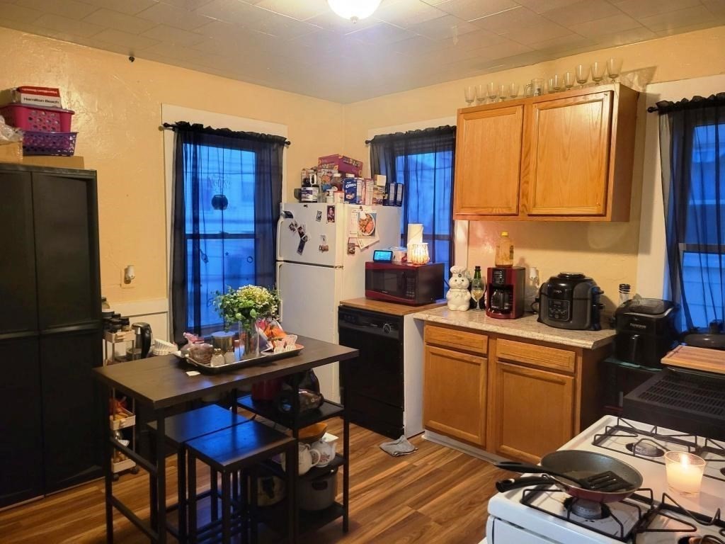 15-17 Dorchester St
