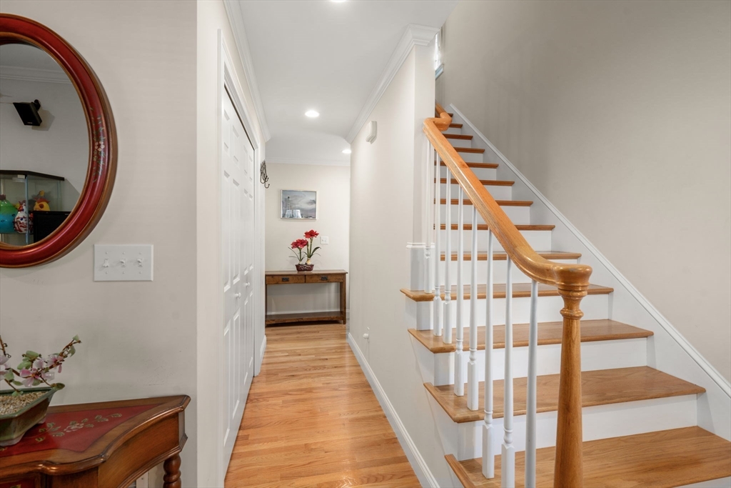 53 Hiawatha Ave