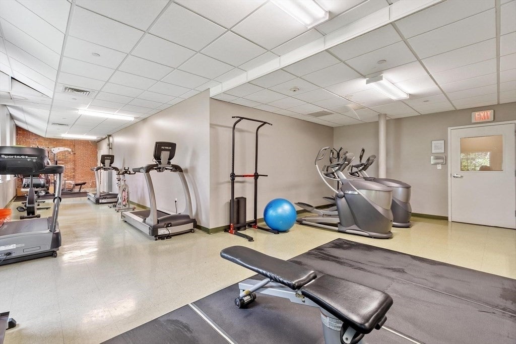 35 Riverwalk Way #R201, Lowell, MA, 35 Riverwalk Way #R201, Lowell, MA Photo #24