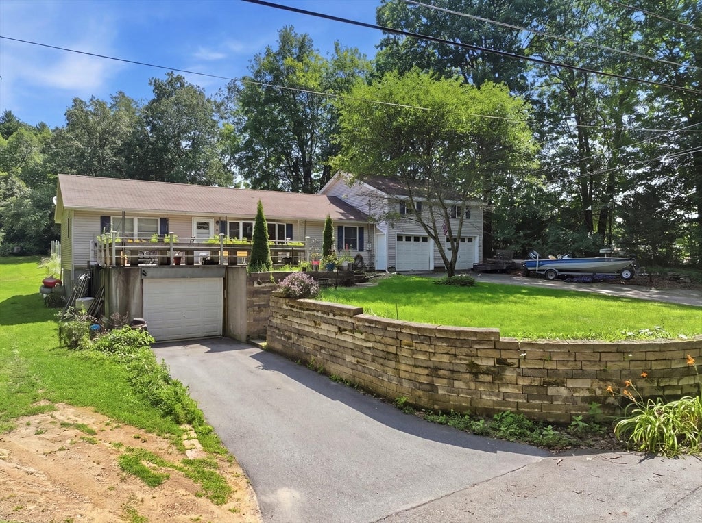 14 H Putnam Rd, Charlton, MA, 14 H Putnam Rd, Charlton, MA Photo #2