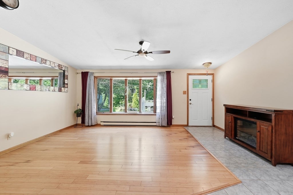 14 H Putnam Rd, Charlton, MA, 14 H Putnam Rd, Charlton, MA Photo #6