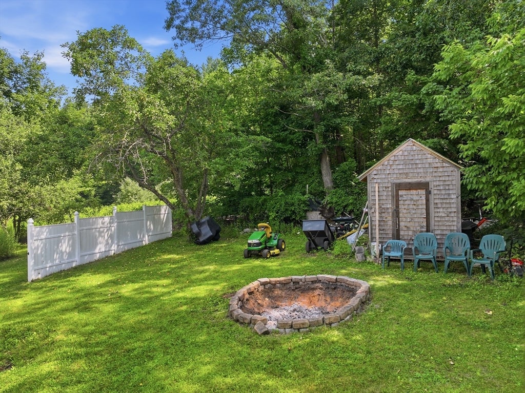 14 H Putnam Rd, Charlton, MA, 14 H Putnam Rd, Charlton, MA Photo #33