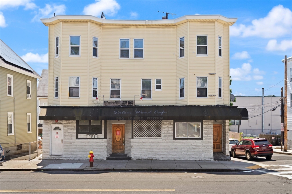385-387 Salem St