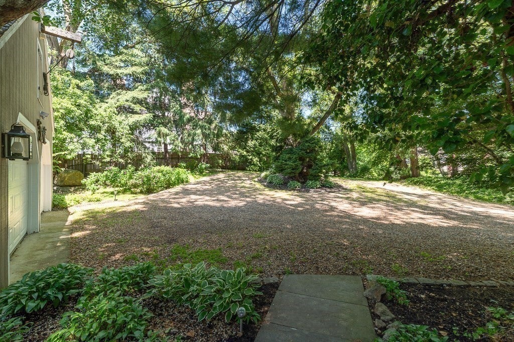 9 Elm Top LN, Beverly, MA, 9 Elm Top LN, Beverly, MA Photo #30