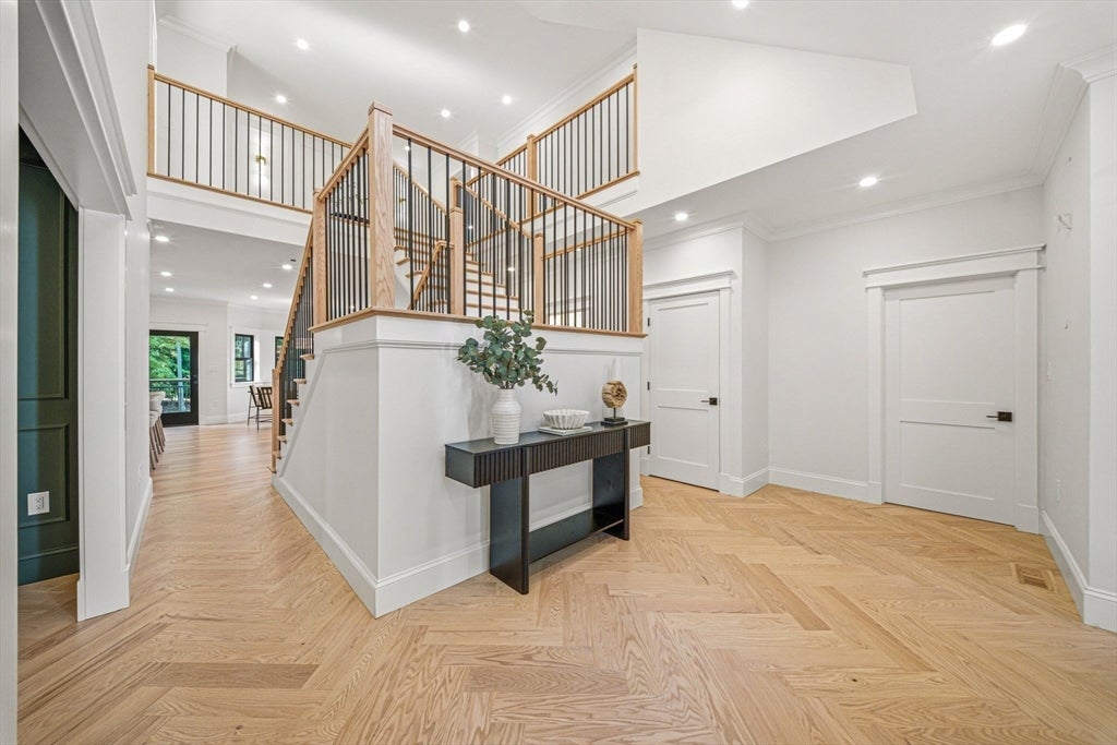 211 High Rock St.