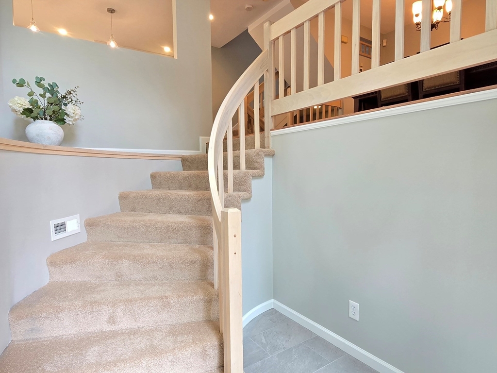 36 Arrowhead Cir 36
