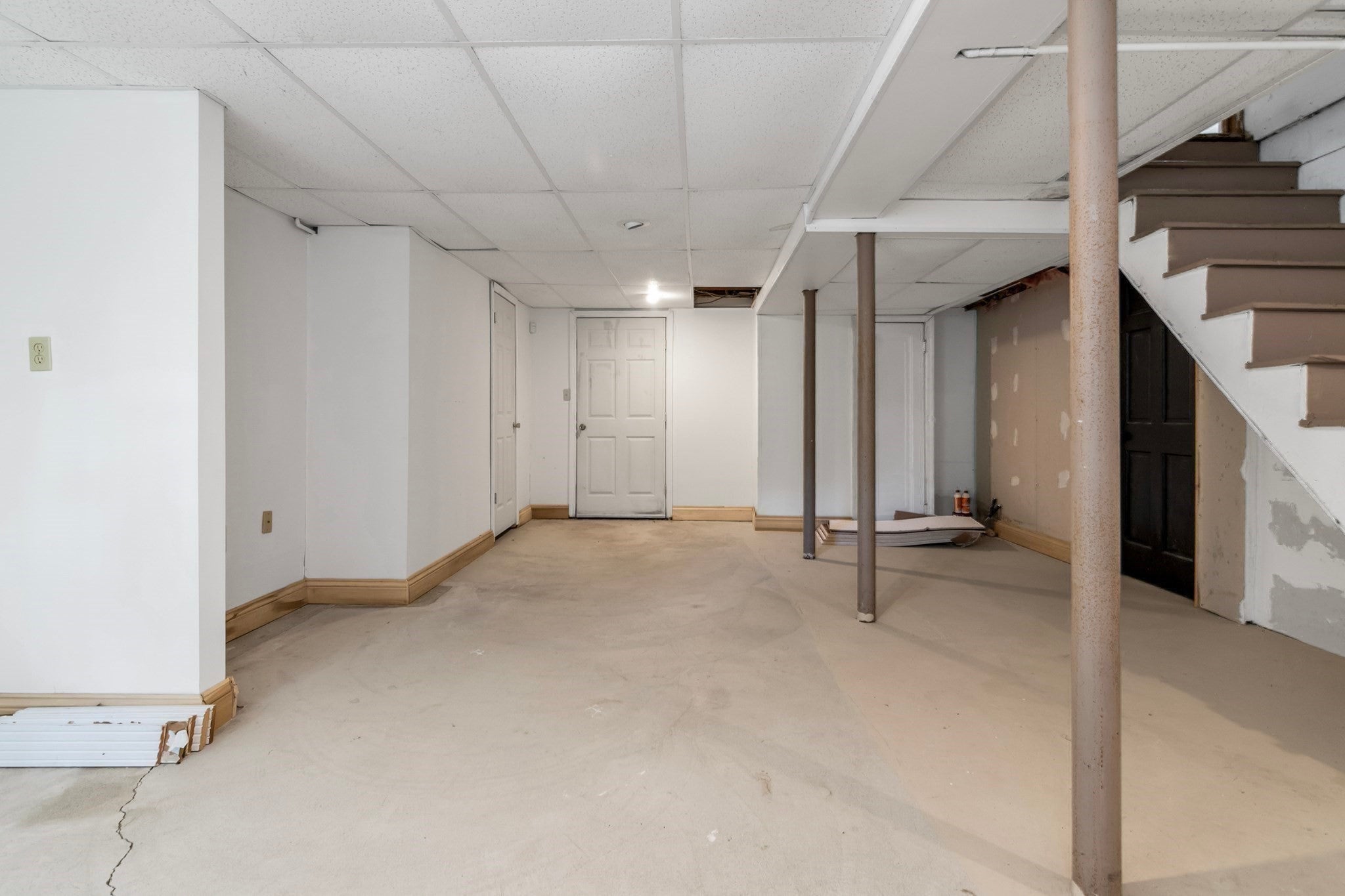 560 Salisbury ST, Worcester, MA Photo #28