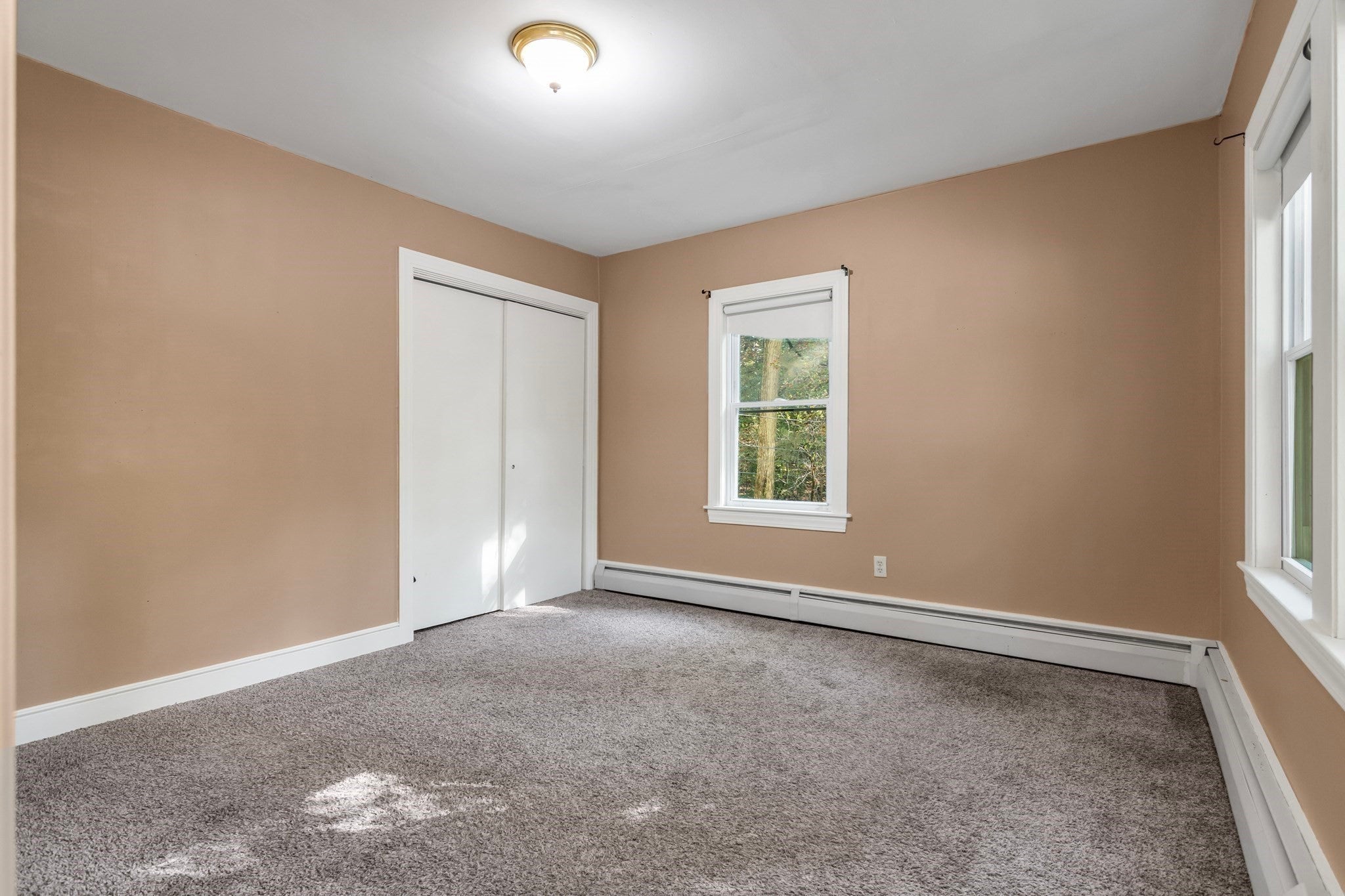 560 Salisbury ST, Worcester, MA Photo #35