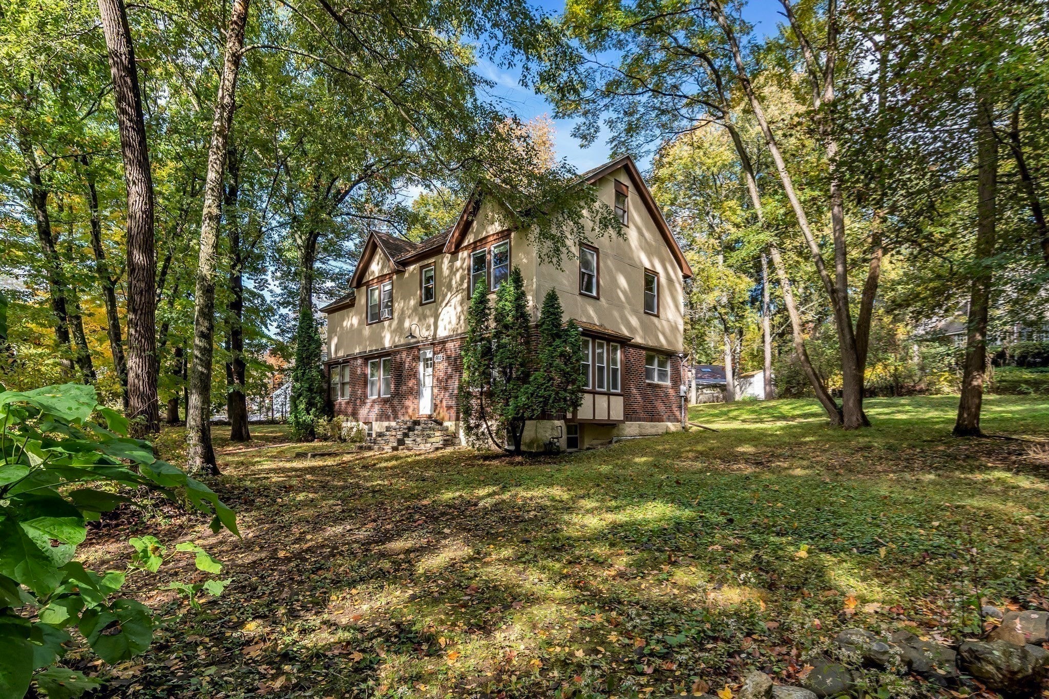 560 Salisbury ST, Worcester, MA Photo #39