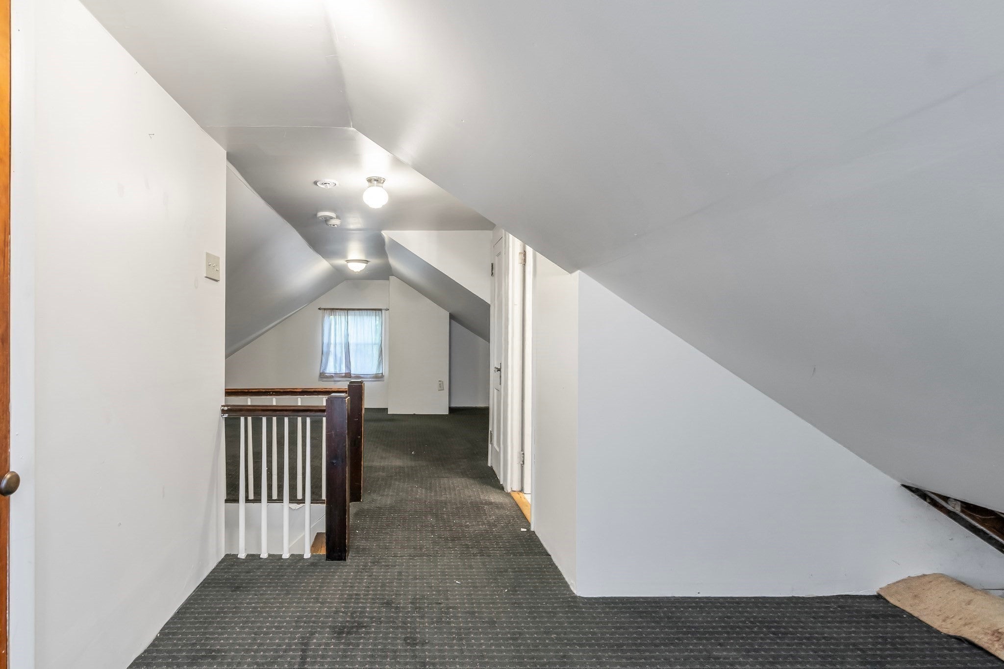 560 Salisbury ST, Worcester, MA Photo #22