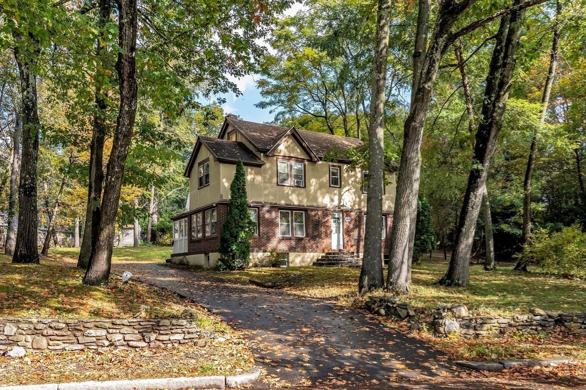 560 Salisbury ST, Worcester, MA Photo #38