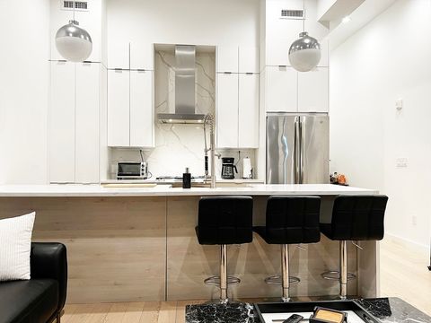 360 Meridian Street 4 Boston MA 02128