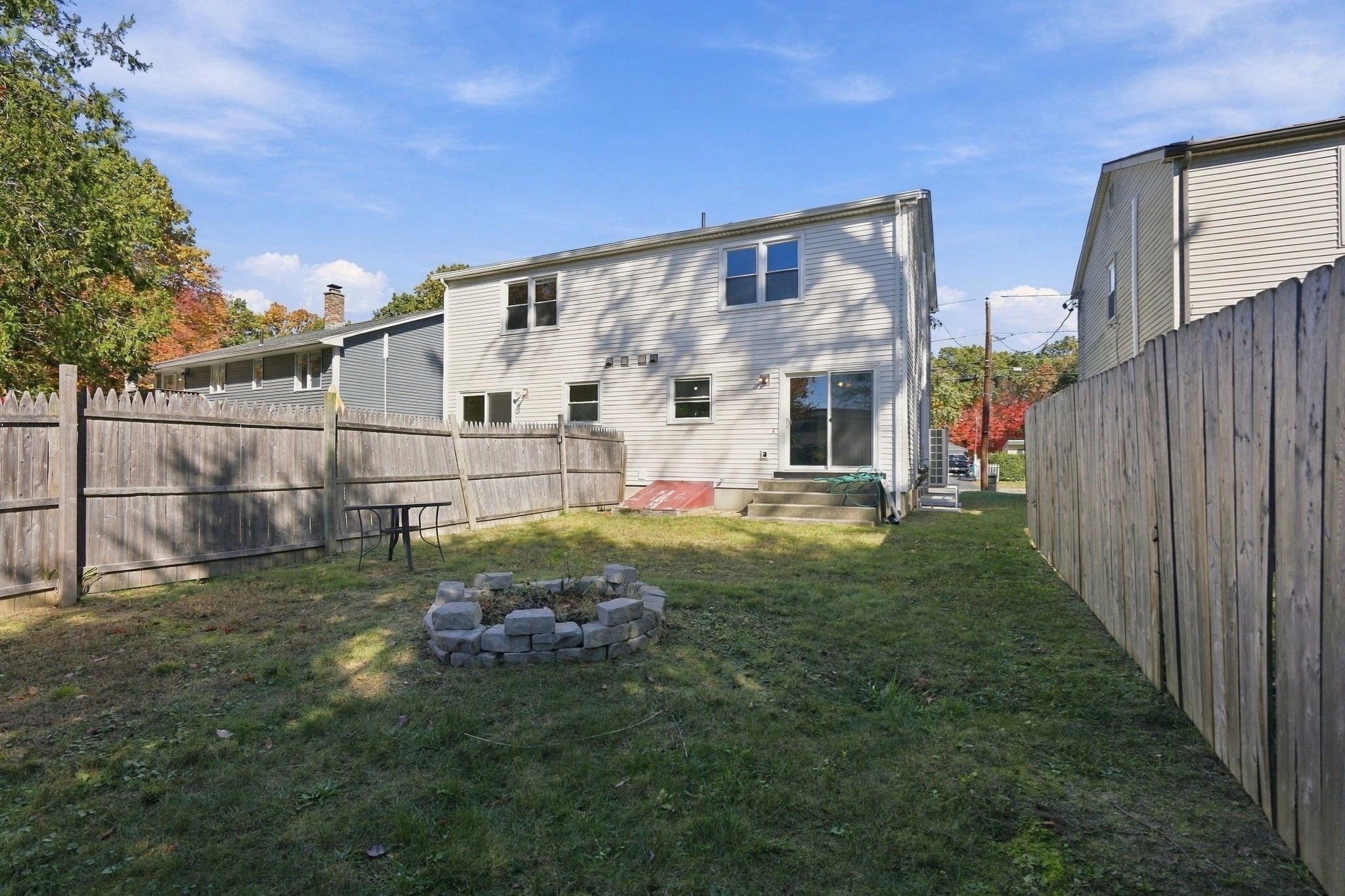 130-132 Tavistock St, Springfield, MA, 130-132 Tavistock St, Springfield, MA Photo #25