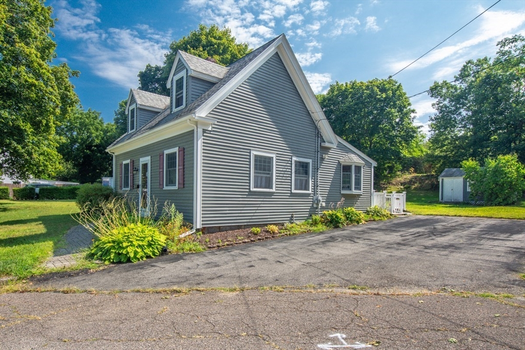 44 Iron Hill Street