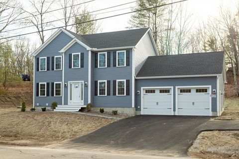 56 Catacunemaug Shirley MA 01464