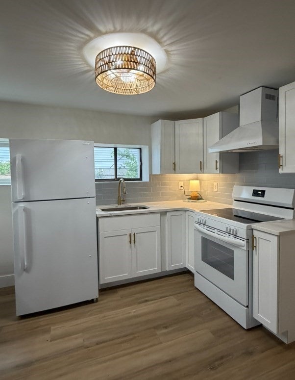 498 No End Blvd 1
