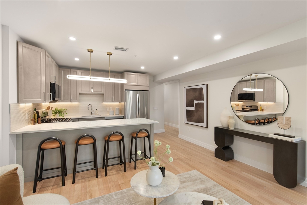72 Hyde Park Ave 3