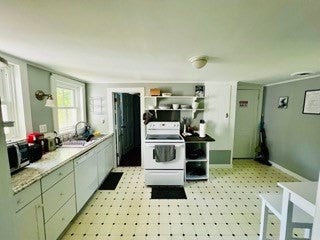 1574-1579 Pleasant St, Lee, MA, 1574-1579 Pleasant St, Lee, MA Photo #23