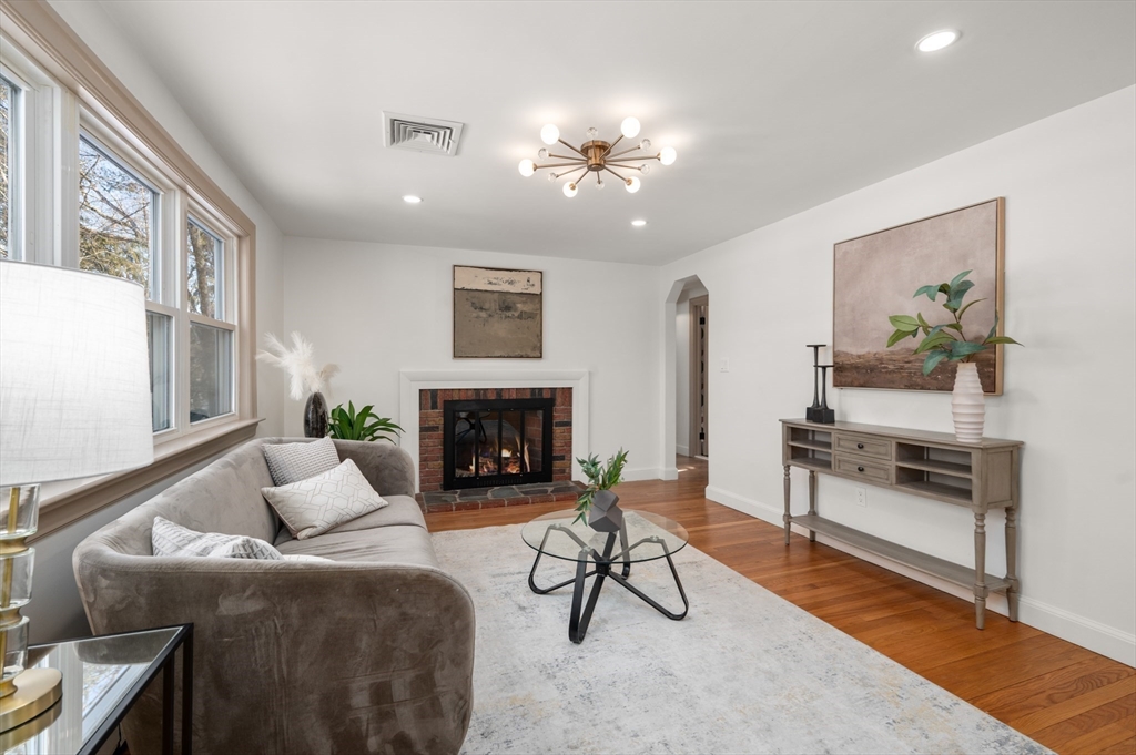36 Mount Vernon St