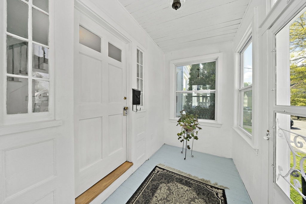 30 Massasoit St