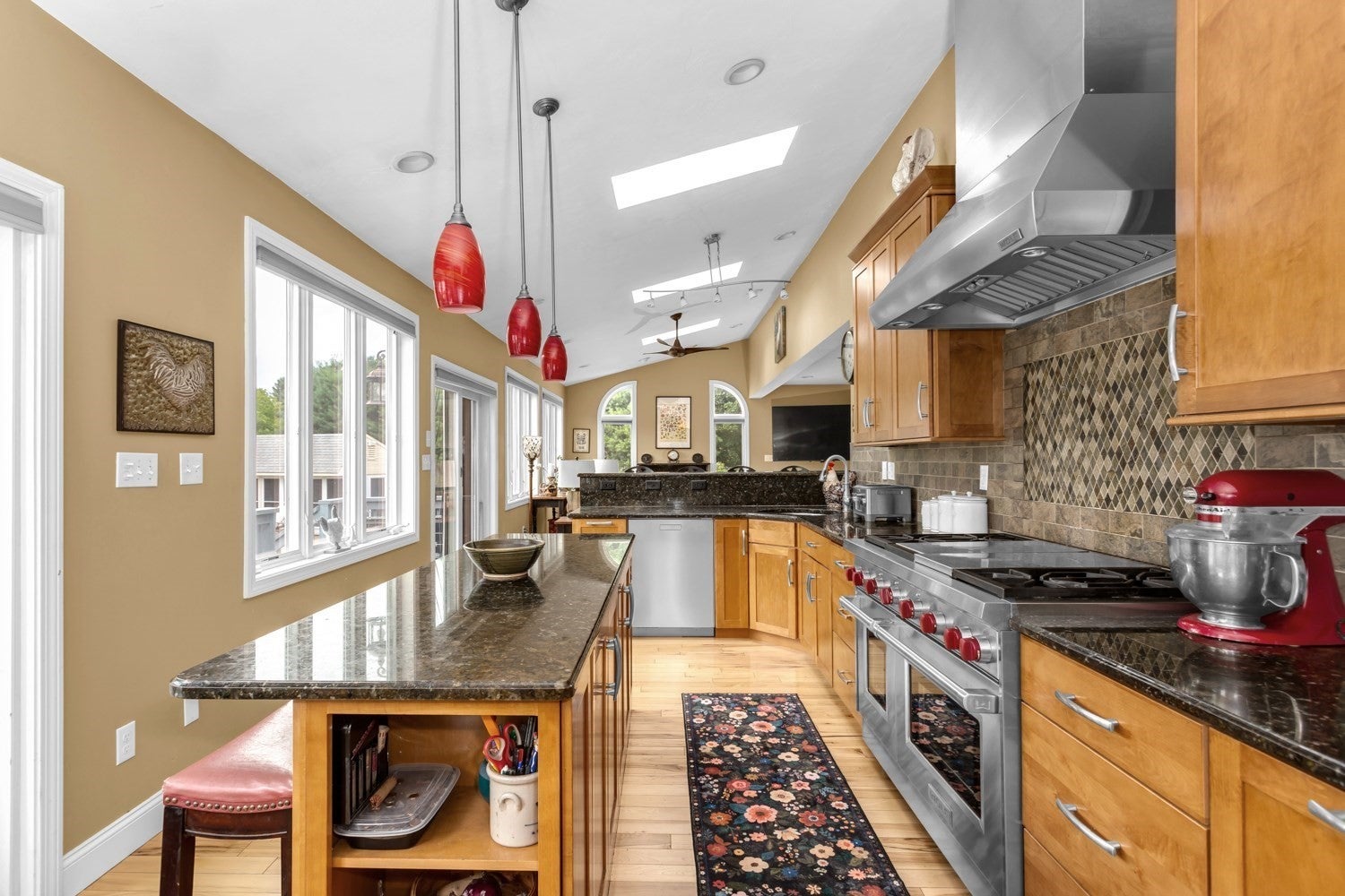 1322 Pond St, Franklin, MA, 1322 Pond St, Franklin, MA Photo #17