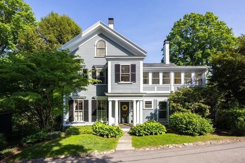 33 Wellington Lane Belmont MA 02478