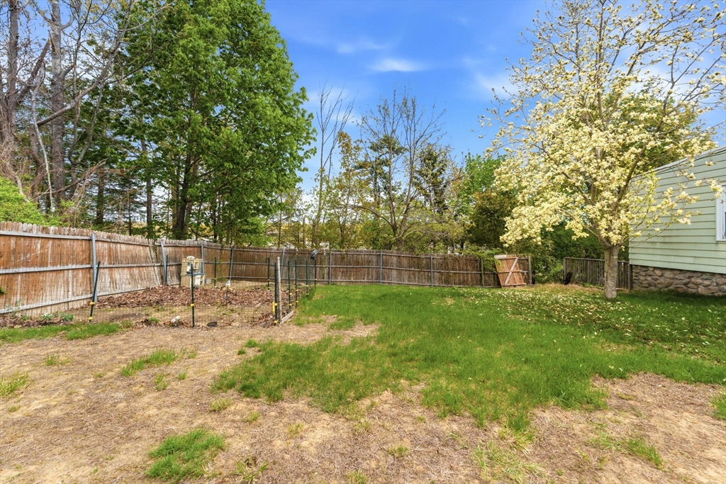 167 Central St, Lincoln, RI Photo #22